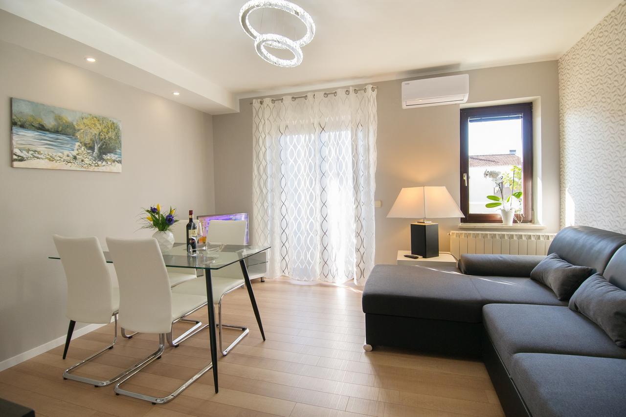 Apartment Motovunska 39 Пореч Екстериор снимка