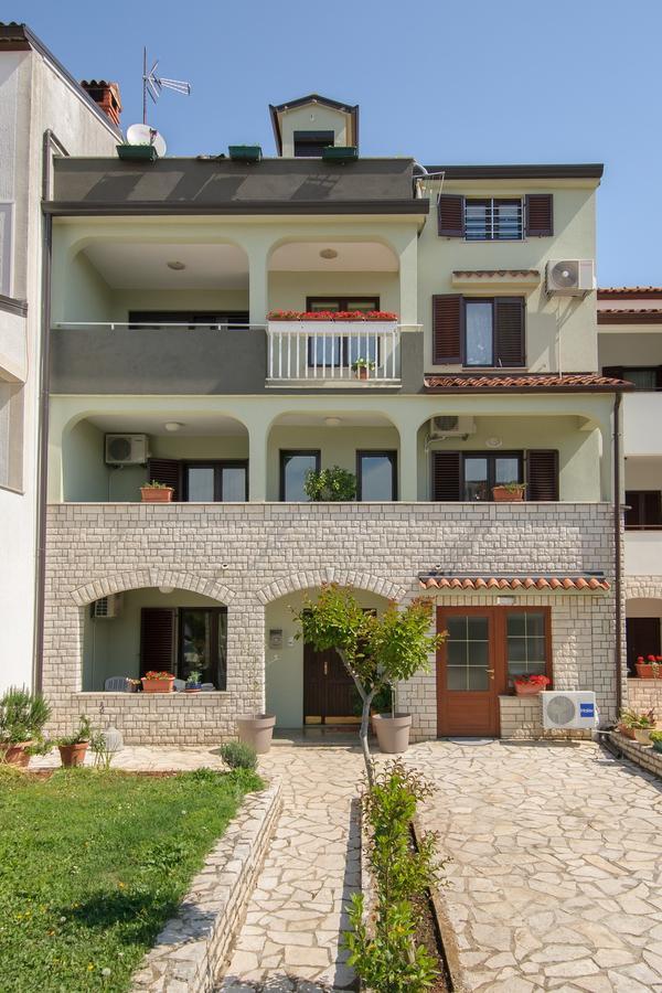 Apartment Motovunska 39 Пореч Екстериор снимка